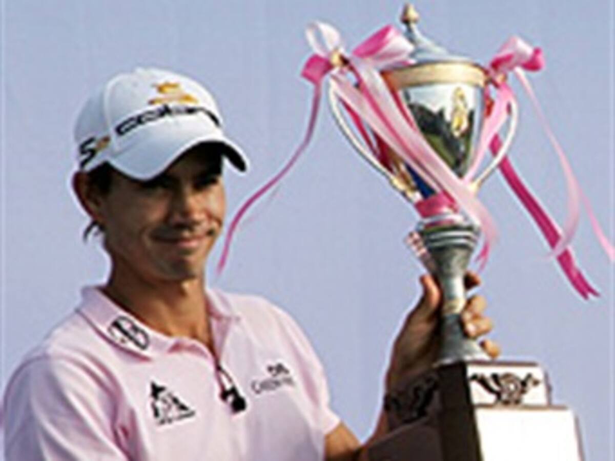 Camilo Villegas derrotó a Tiger Woods en torneo de exhibición en Tailandia