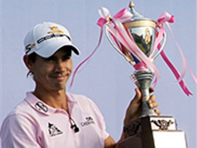 Camilo Villegas derrotó a Tiger Woods en torneo de exhibición en Tailandia
