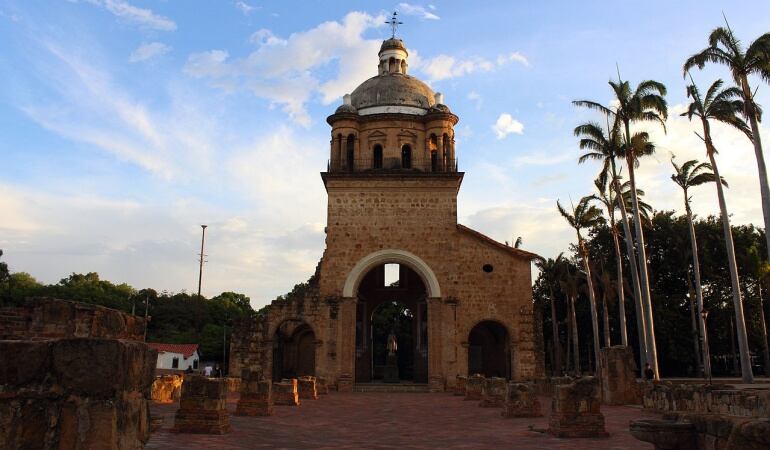 El templo histórico en parque Gran Colombiano de la casa del General Santander 