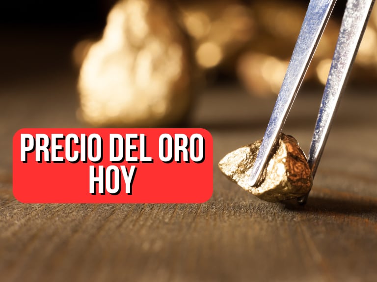 Persona tomando con pinzas un trozo de oro puro / Precio del oro hoy en Colombia (Getty Images)