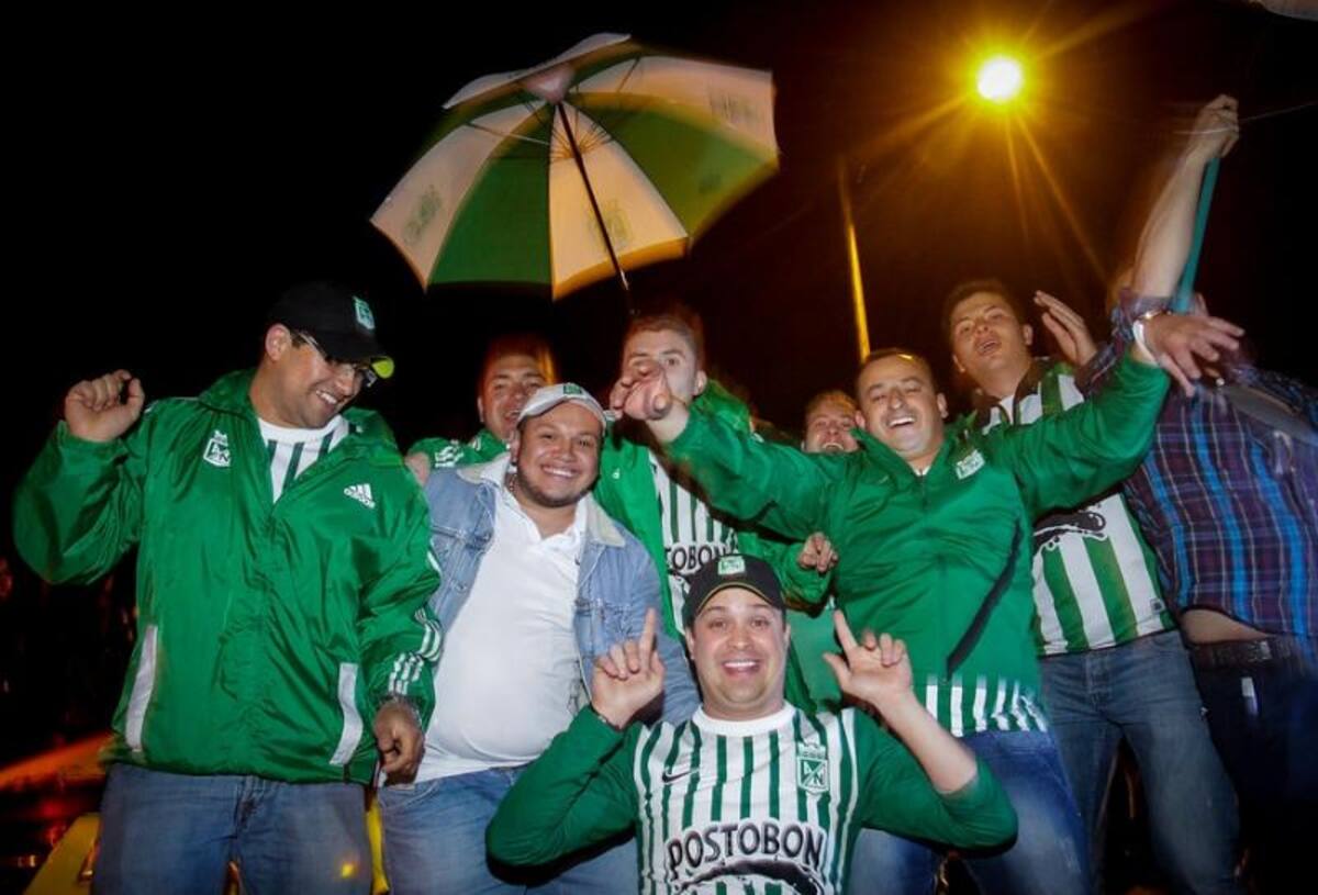 Hinchas de Nacional en Bogotá