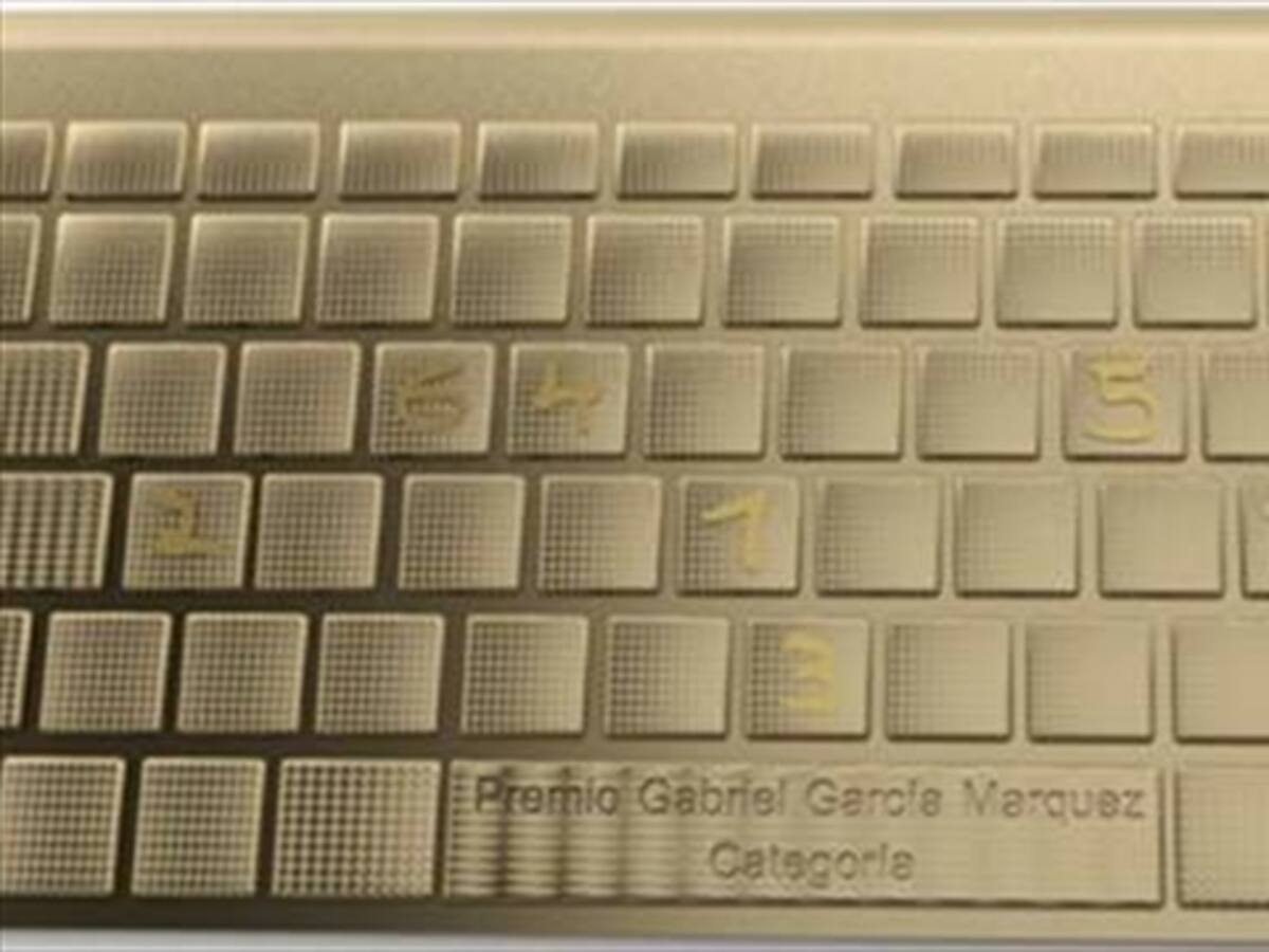 Escogida la escultura para el premio Gabriel García Márquez de Periodismo