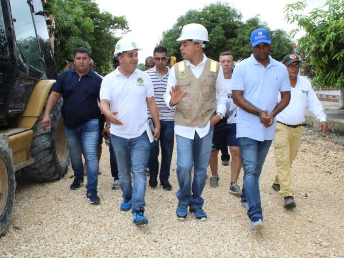 En un mes será entregada nueva malla vial del barrio Paraguay de Cartagena