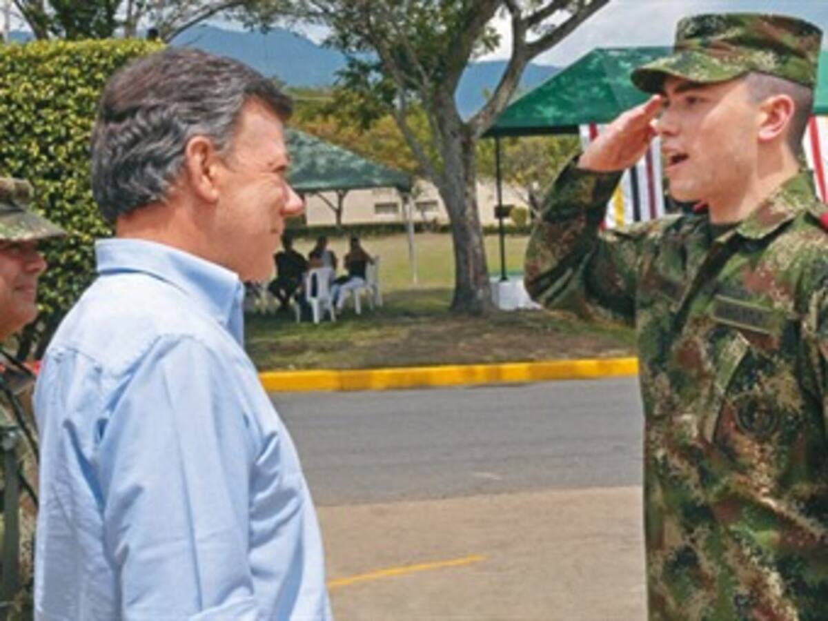 Santos califica a las FF.MM. como las mejores de la historia