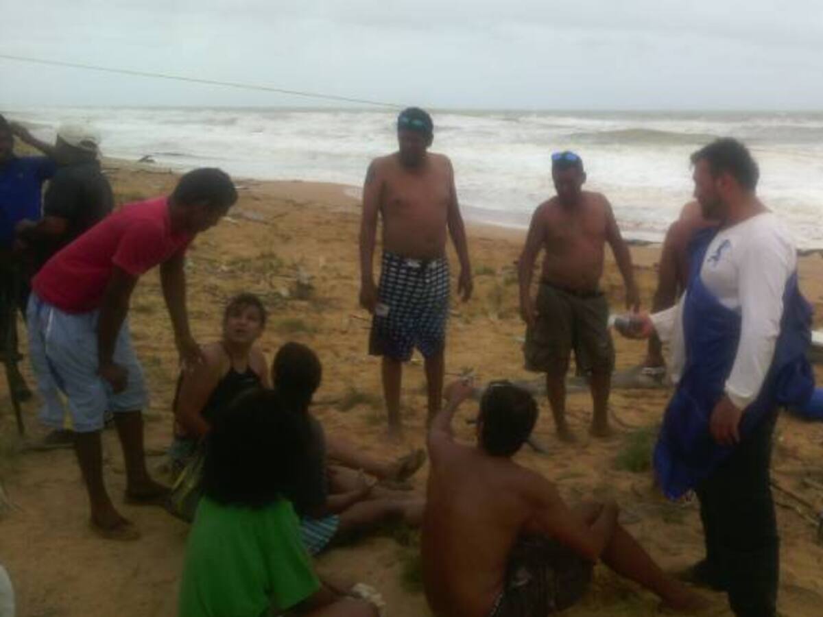 A salvo en Cartagena los 9 náufragos rescatados por la Armada en La Guajira