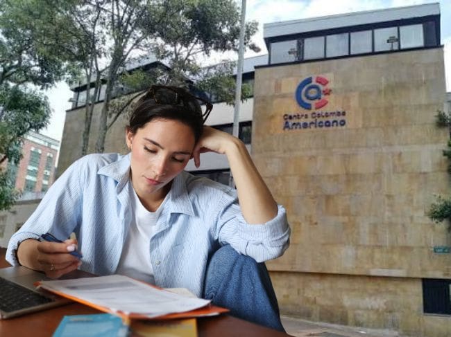 Curso de inglés GRATIS en Colombo Americano: paso a paso para inscribirse, requisitos y fecha límite