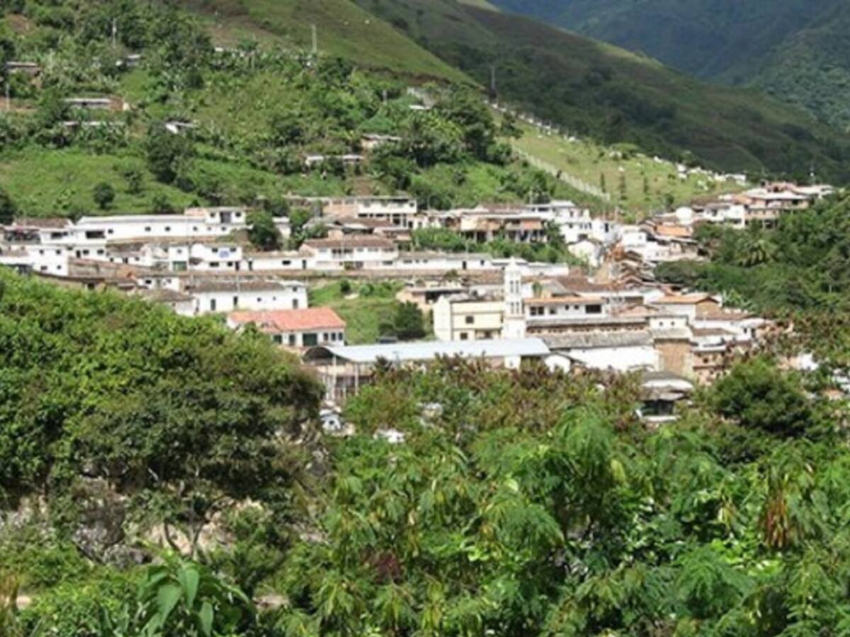 Cuatro policías heridos en ataque del ELN en Catatumbo