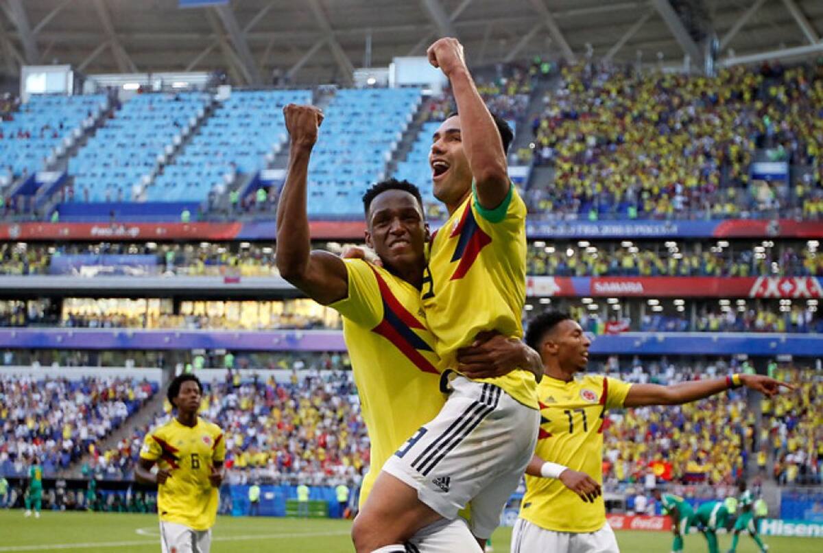 Tras un primer tiempo complicado, sin goles y en el que James se marchó del campo de juego por una recaída muscular, apareció el gol de Polonia, a través del defensa Jan Bednarek, que parcialmente catapultaba al equipo de Pékerman al segundo lugar del Grupo H.