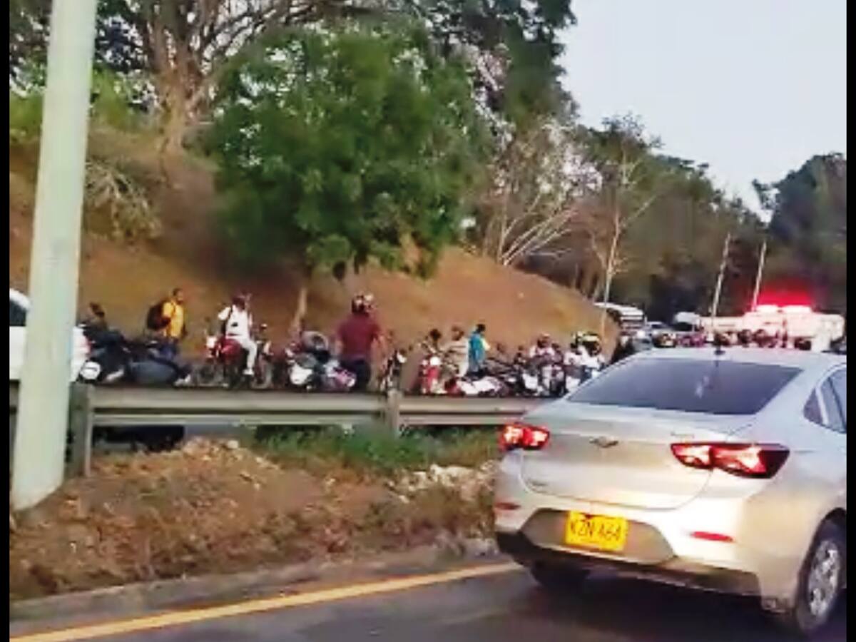 Un muerto y un herido dejó accidente de tránsito en la bajada de Turbaco