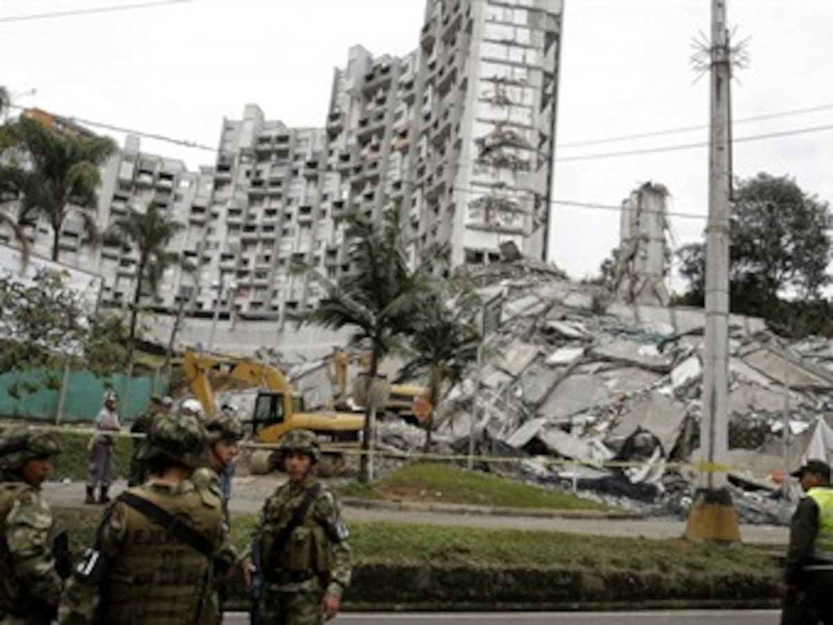 Piden investigar al curador segundo de Medellín