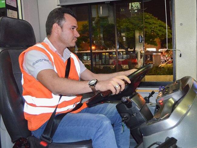 Pascual Bravo busca aprendices para conducir los buses de Metroplús