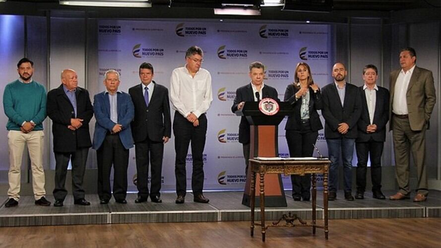 Juan Manuel Santos y Centrales Obreras. Foto: Colprensa