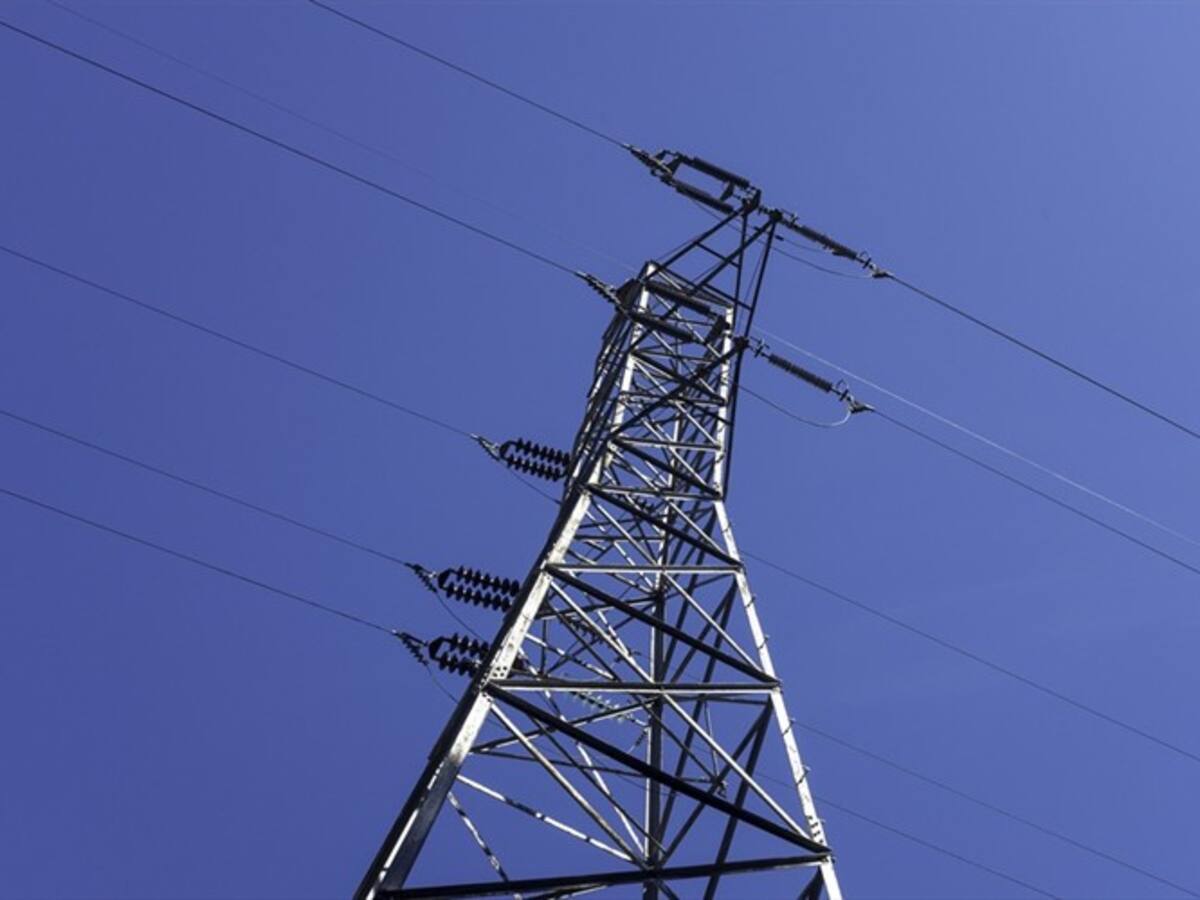 Falla eléctrica mantiene sin energía a seis municipios de Bolívar y Magdalena
