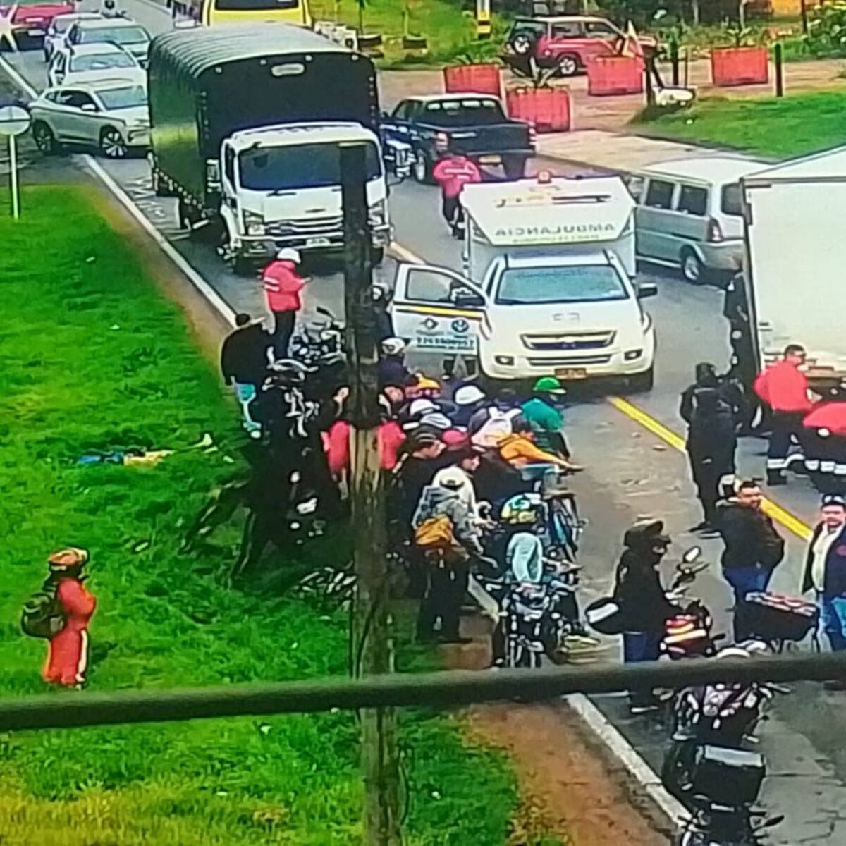 Cerrada la vía Chusacá - Sibaté por accidente de tránsito: una persona muerta y tres heridas