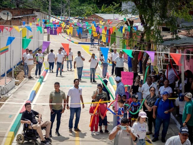 El mandatario dedicó la obra a la memoria de Víctor, un joven líder comunitario que creyó en su proyecto político desde sus inicios y que fue asesinado en un atentado