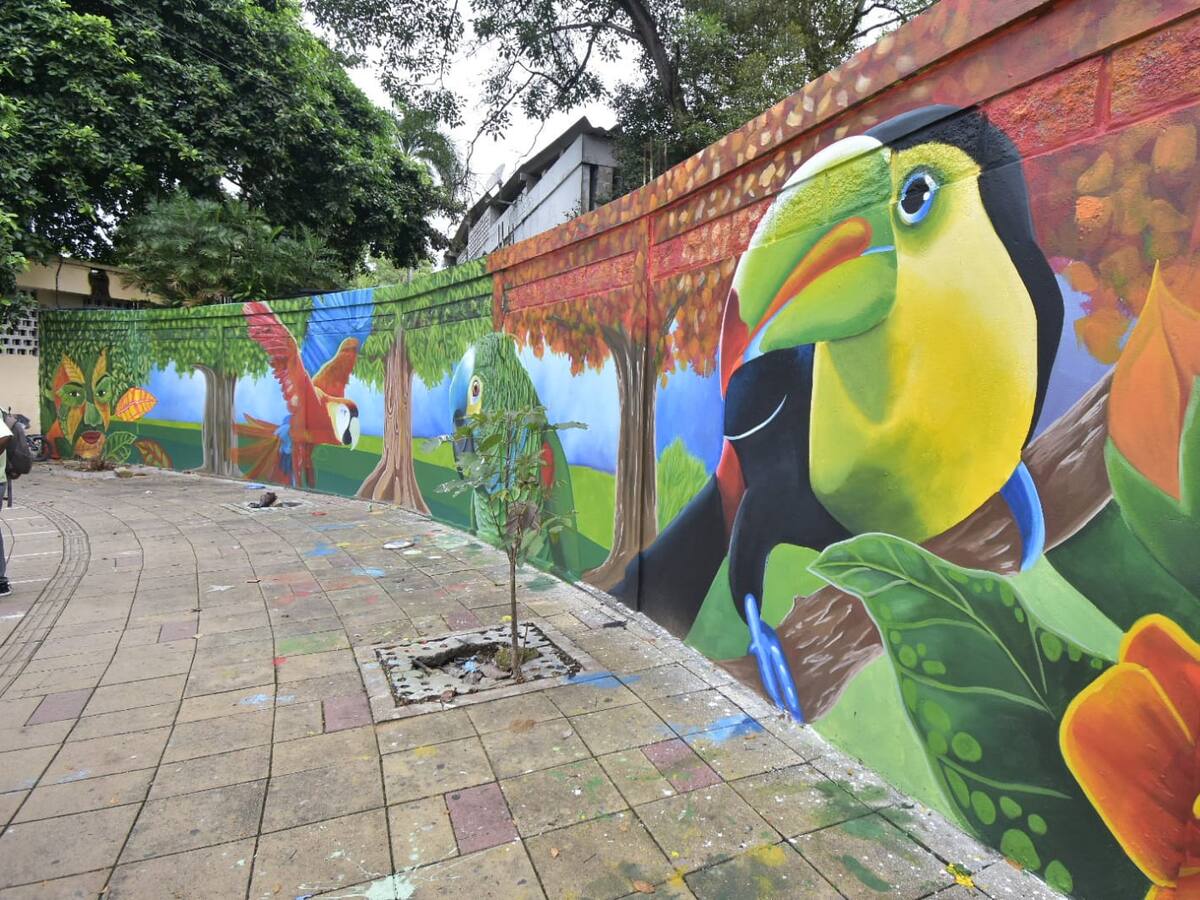 EPA Cartagena entrega macromural del bosque seco tropical