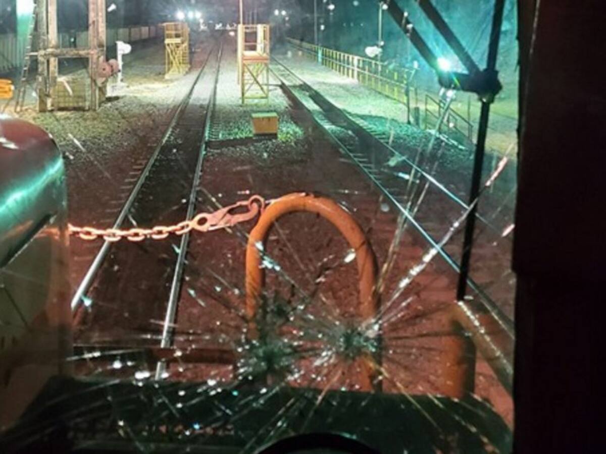 Los actos vandálicos que ponen en riesgo de descarrilamiento al tren