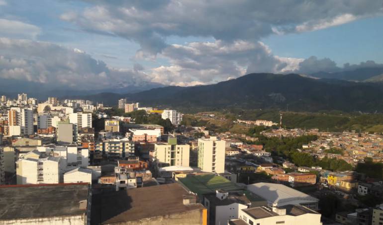 Las noticias de la región, De lunes a viernes escuche 1150AM 