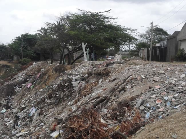 Erosión costera amenaza a varias familias de los barrios José Antonio Galán y Marbella de Riohacha