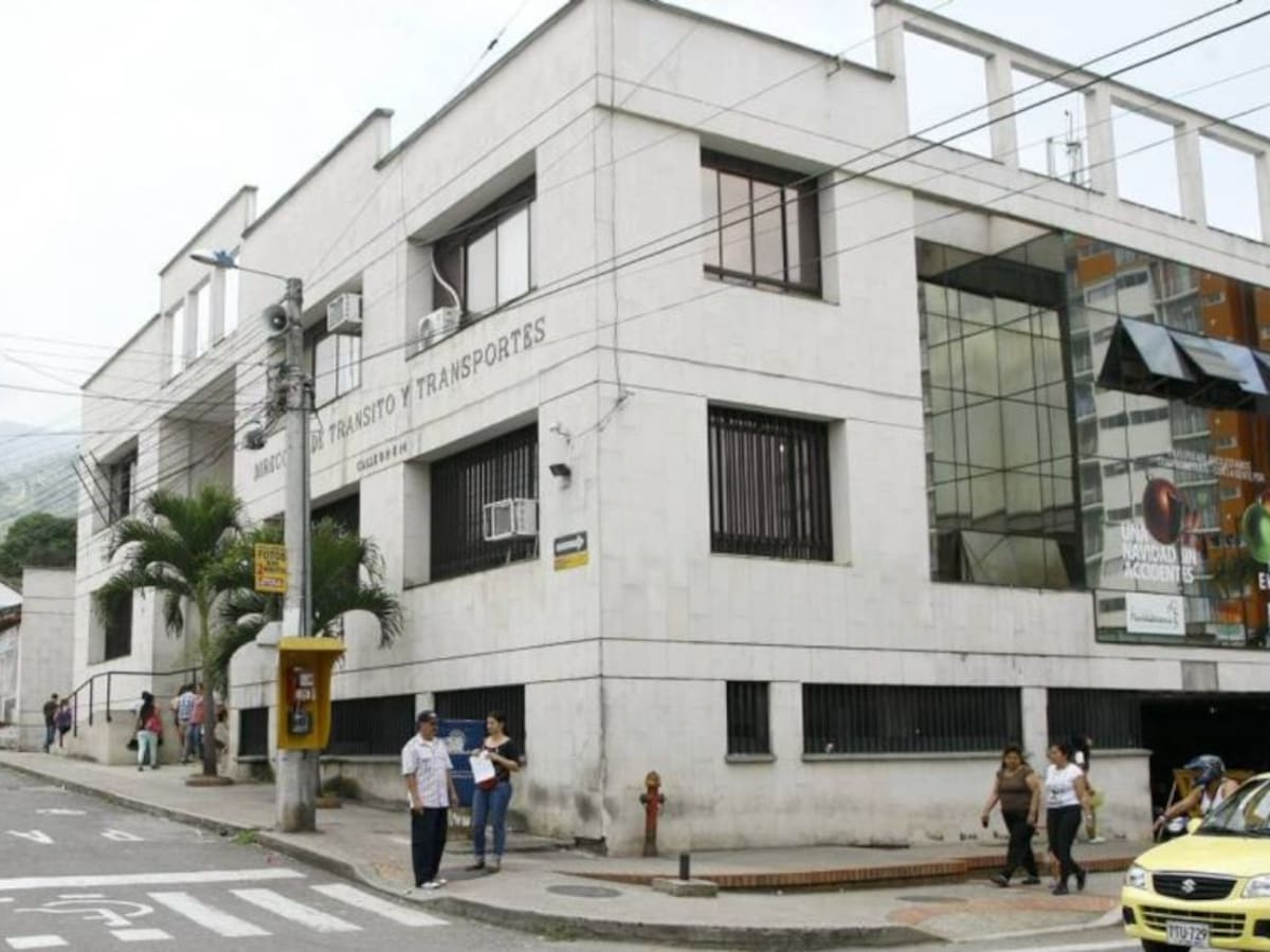 Procuraduría sanciona a exagente que impuso casi 2 mil fotomultas