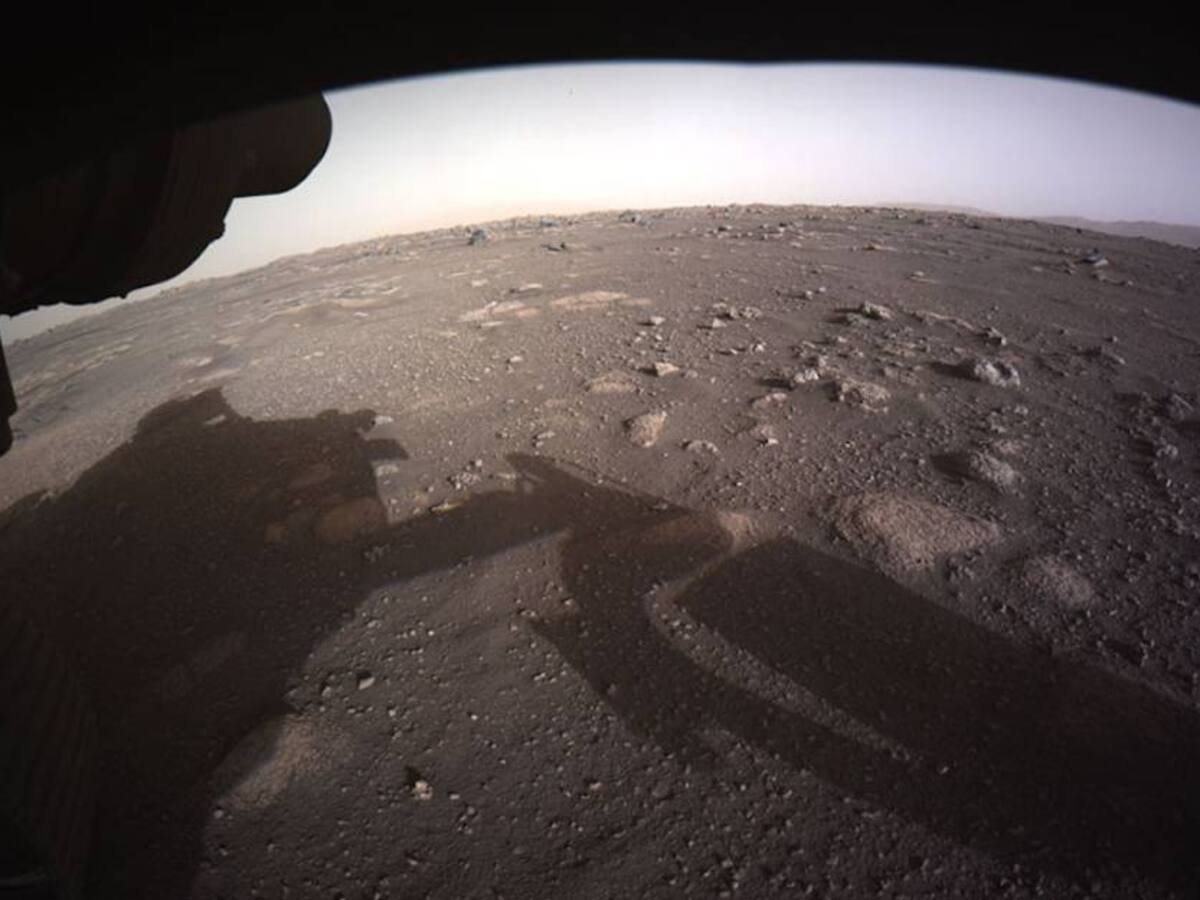 FOTOS: La NASA publica imágenes espectaculares de la llegada a Marte