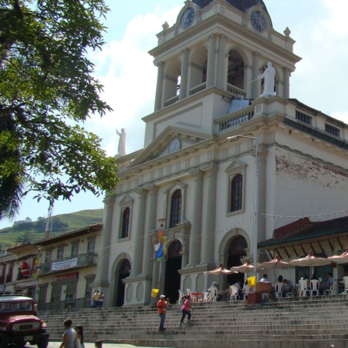 Buscan a 9 reclusos que se fugaron del centro penitenciario de Titiribí, Antioquia