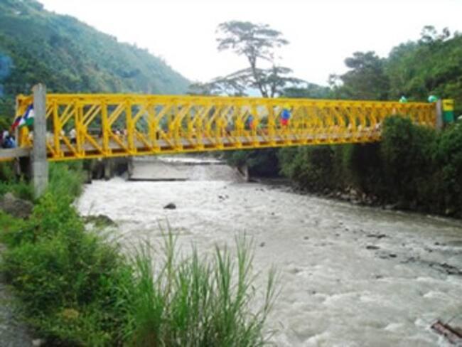Avalancha del río Chinchiná arrastra tres viviendas rurales de Manizales
