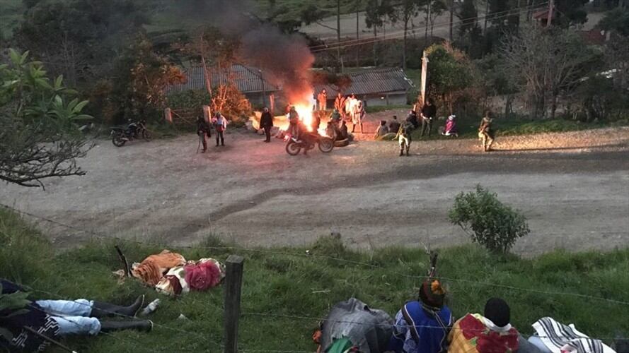 Indígenas bloqueaban entrada a la empresa turística Termales Aguatibia - Imagen de archivo. Foto: Empresa Aguatibia