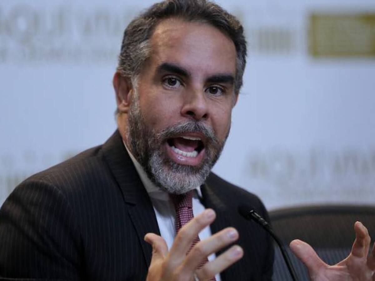 Benedetti denunciará por negligencia al Registrador Nacional