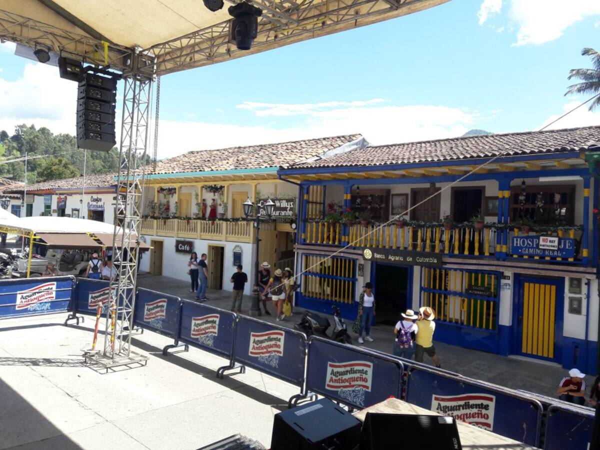 Durante cinco días propios y visitantes disfrutaron de esta localidad quindiana que se consolida como una de las más visitadas durante esta época de vacaciones, Salento y sus fiestas donde se recuerda el paso del libertador Simón Bolívar.