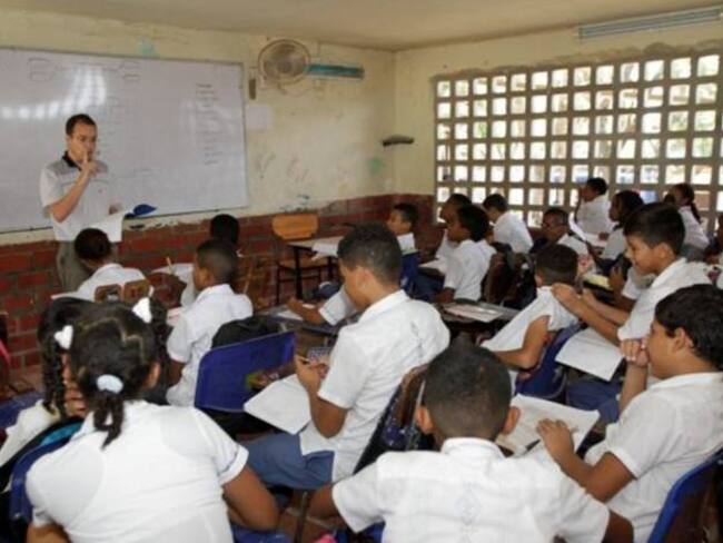 Suspenden clases en colegios de Cartagena por falta de aseadores