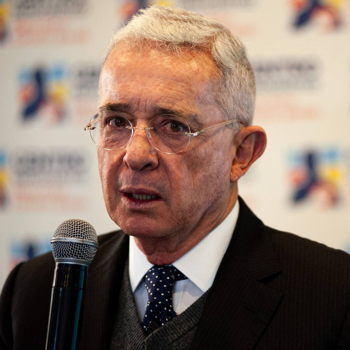 Uribe por emergencia económica: A protección de derechos ciudadanos no se le puede aplicar vacancia