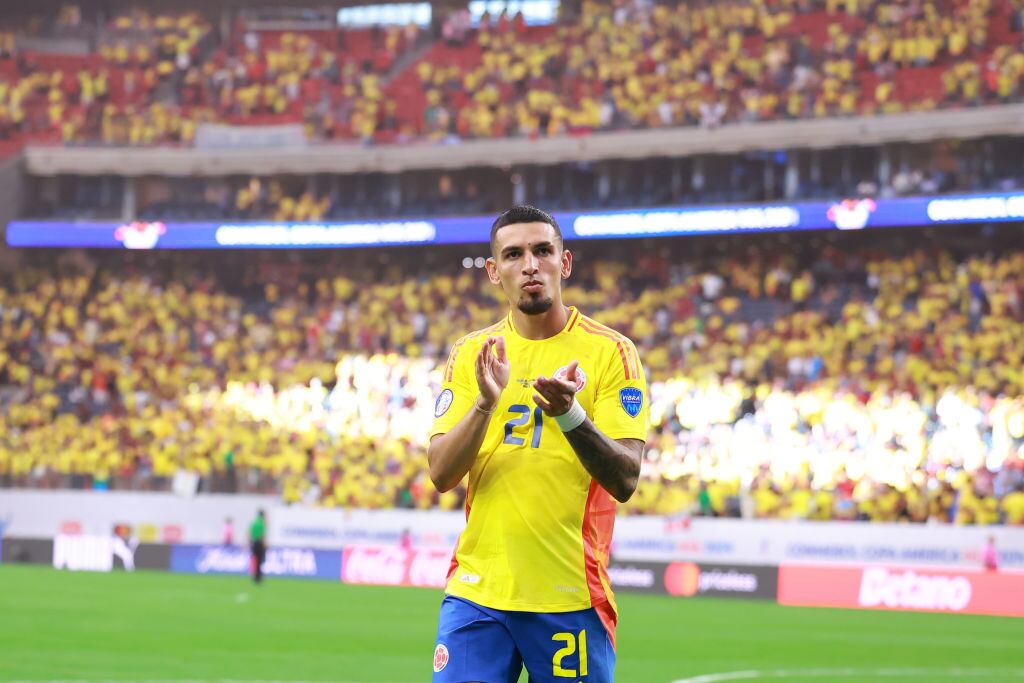 Daniel Muñoz fue expulsado en las semifinales de la CONMEBOL Copa America 2024 . (Photo by Hector Vivas/Getty Images)