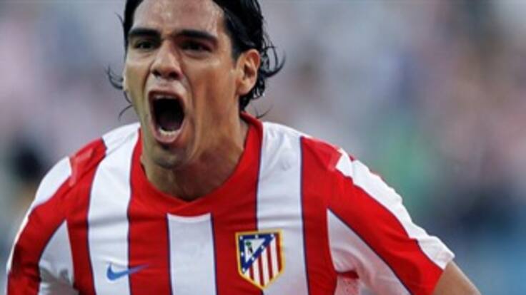 Nuevamente Falcao García es figura en el fútbol español. Marcó dos goles ante el Sporting