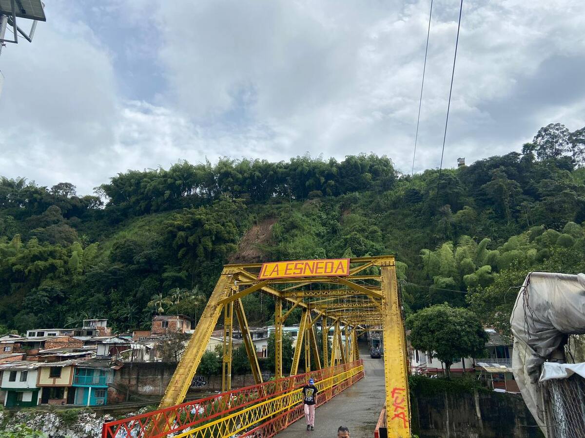 Familias damnificadas de La Esneda están recibiendo primeros auxilios psicológicos