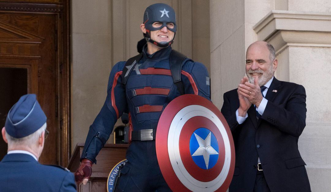 John Walker en 'Falcon y el Soldado del Invierno'.