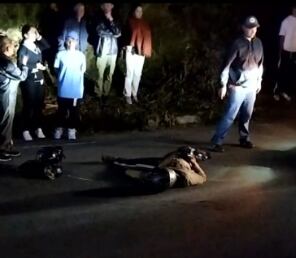 Robo a motociclistas en la vía La Ceja- La Unión dejó un muerto y una mujer herida. Foto: Cortesía.