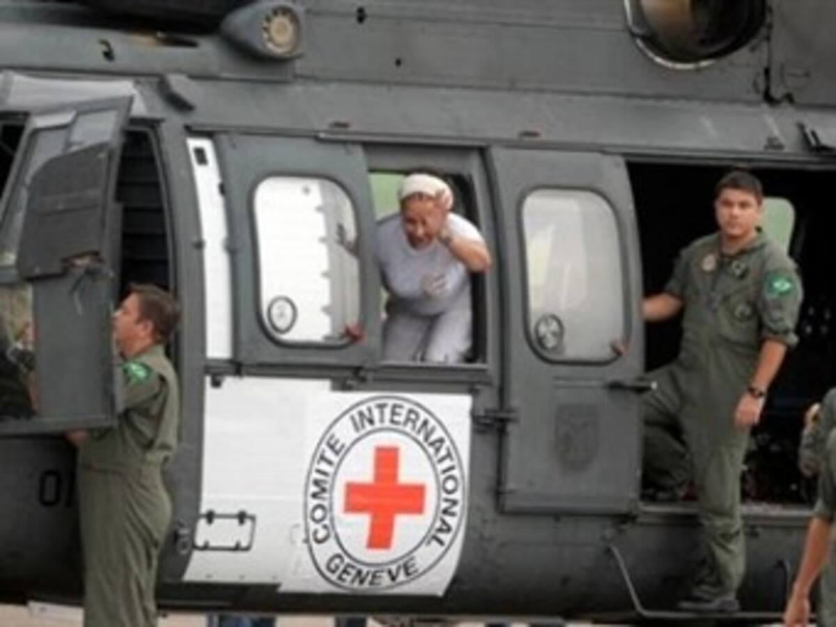 Piedad Córdoba llegó a Brasil y afirmó que el proceso marcha bien