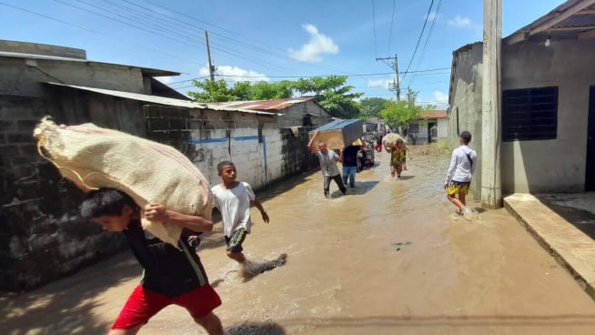 Asignan millonarios recursos a hospitales de la Mojana para atención a damnificados