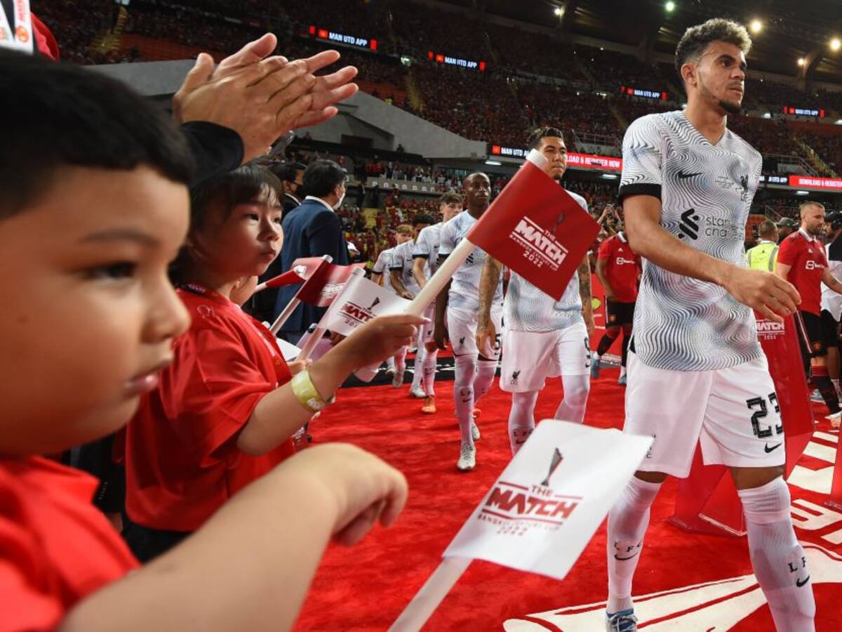 Luis Díaz y Liverpool, goleados en primer juego de pretemporada