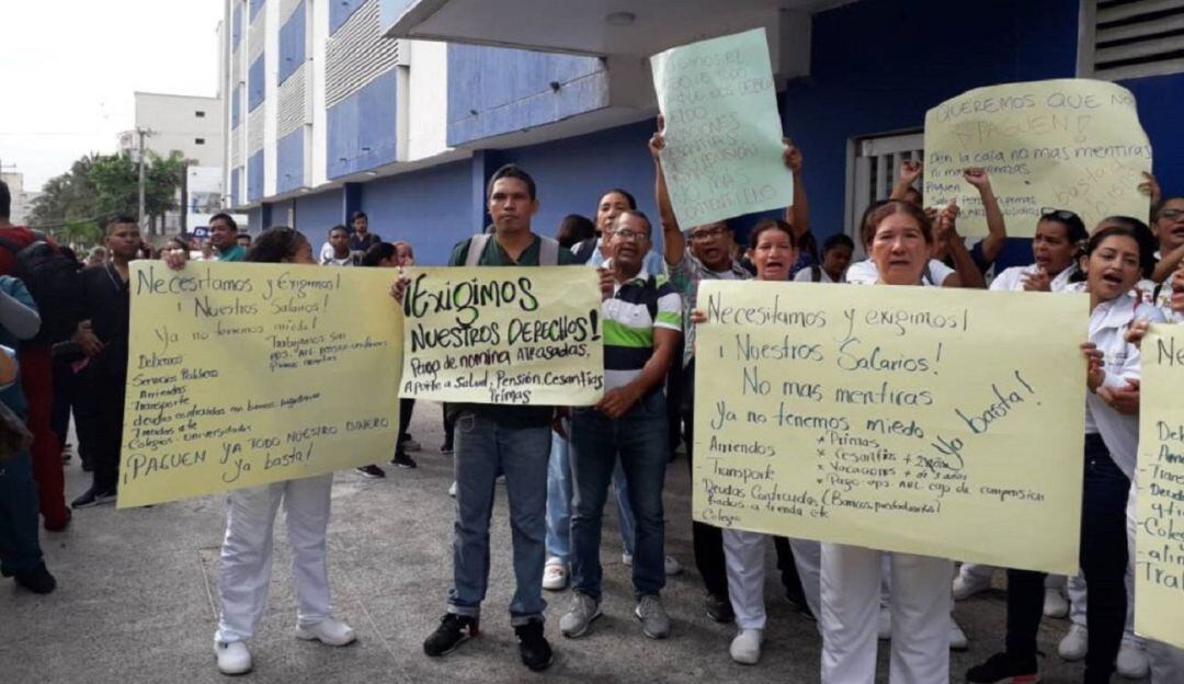 Plantón de profesionales de la salud
