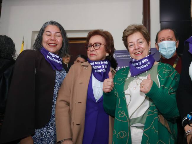 Mintrabajo radica proyecto para ratificar convenio de la OIT contra acoso sexual laboral