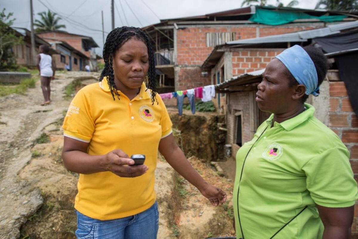 La red 'Mariposas de Alas Nuevas, Construyendo Futuro' es la primera organización colombiana en ganar el premio por atención a los desplazados de Buenaventura.