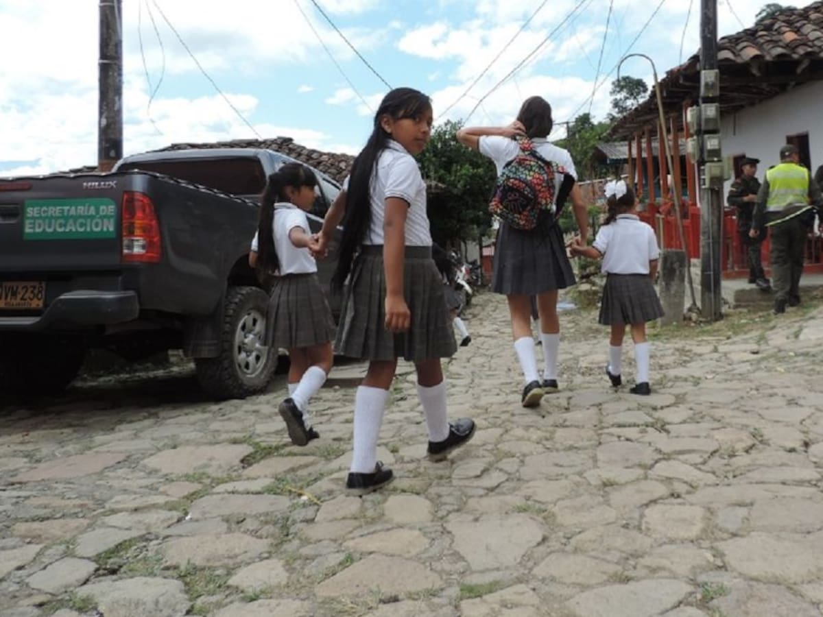 En Caldas esperan que arranque el transporte escolar