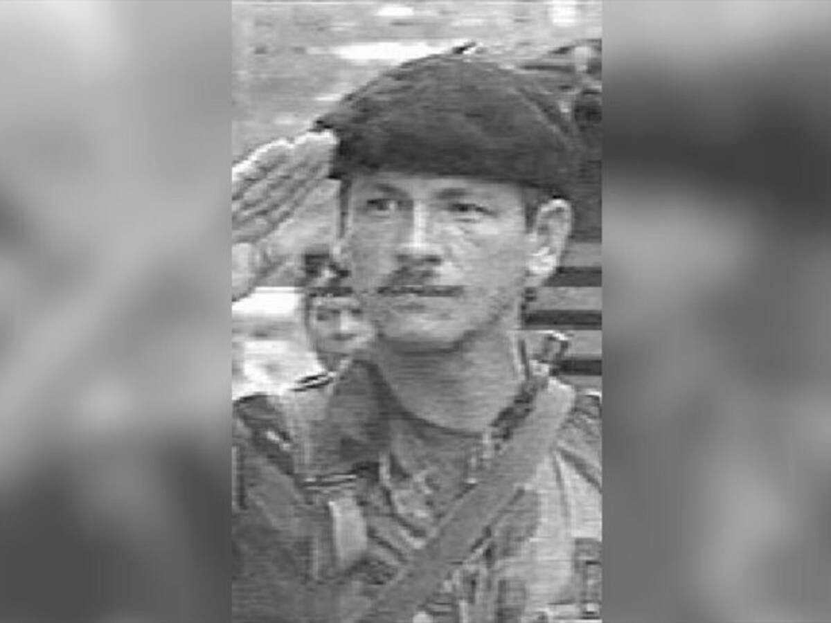 Autoridades investigan si alias Rodrigo Cadete desertó de las Farc o no