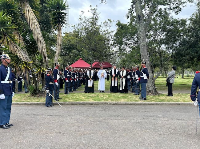 Último adiós al exvicepresidente Germán Vargas Lleras en el cementerio Jardines de Paz. Foto Cristina Navarro/ Caracol Radio