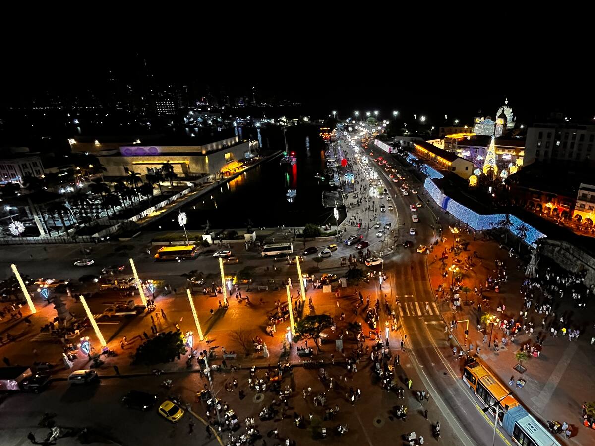 Cartagena dio la bienvenida a la Navidad con el alumbrado más hermoso de Colombia