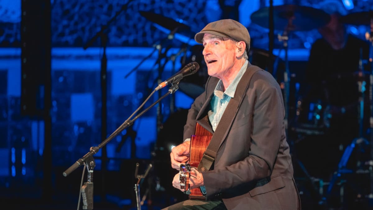 James Taylor: “me encantaría visitar Colombia, su música es hermosa”