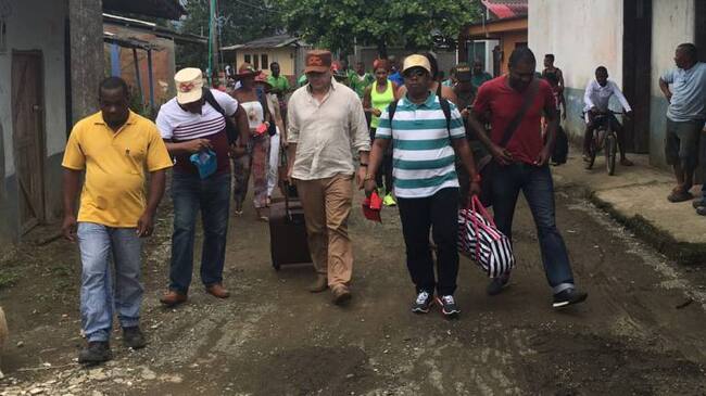Los mandatarios y el alcalde de Nuquí identificaron la necesidad de mejora en las vías antes de pensar en el puerto.