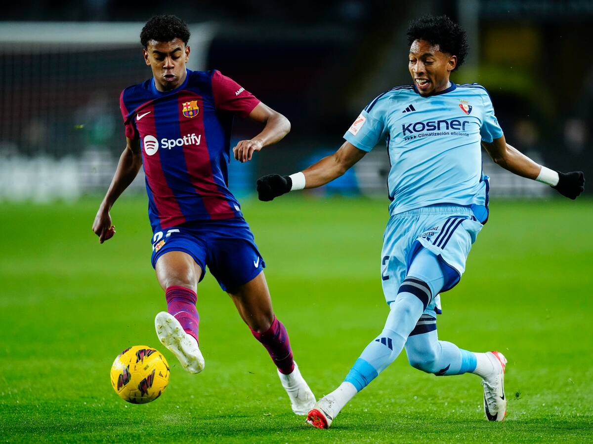 Johan Mojica, titular en la derrota de Osasuna ante Barcelona